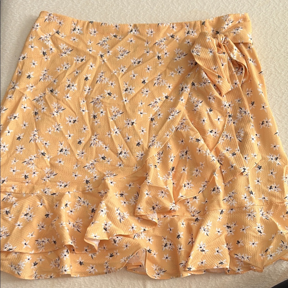 Princess Polly Asymmetrical Floral Skirt in Yellow